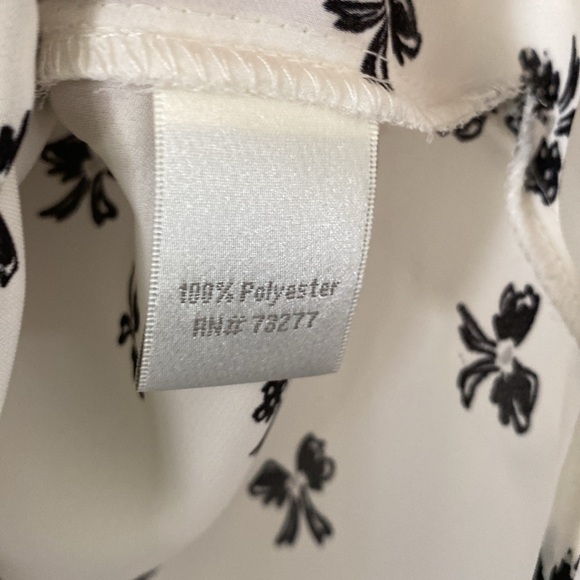 Lauren Conrad Pretty Bows Ruffled Top NWOT - Picture 5 of 5